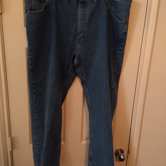 Wrangler Premium Quality Blue Medium Wash Denim Jeans Men's sz 44x30. - Picture 3 of 6